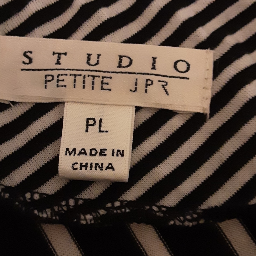 Skirt - Picture 3 of 3